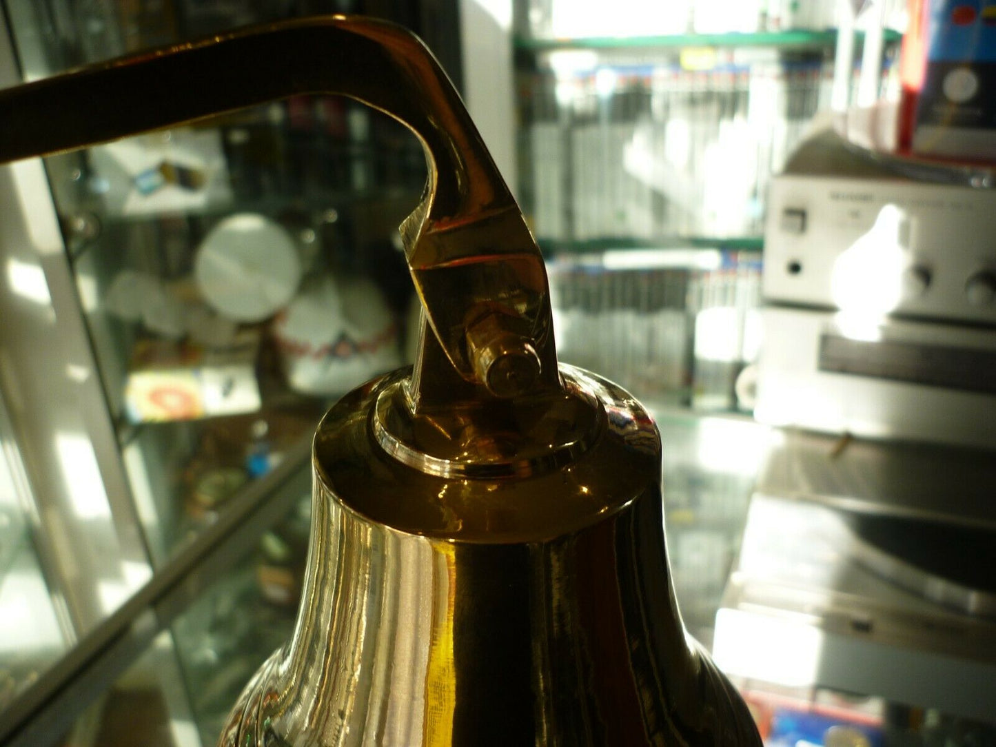 BRASS WALL BELL VINTAGE SHIP's SCHOOL PUB LAST ORDERS DINNER DOOR 4'' AU STOCK !