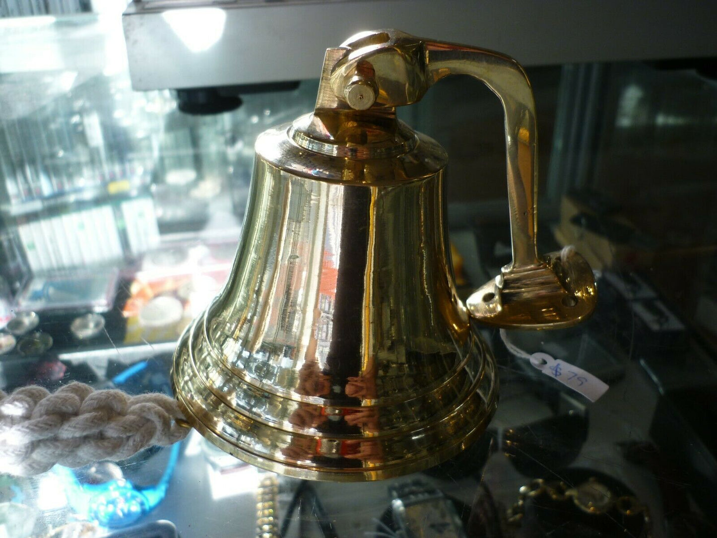 BRASS WALL BELL VINTAGE SHIP's SCHOOL PUB LAST ORDERS DINNER DOOR 4'' AU STOCK !